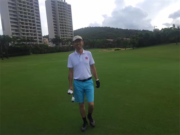 紅瓜子董事長_我們心底里羨慕而震撼的，是你們的企業(yè)家精神